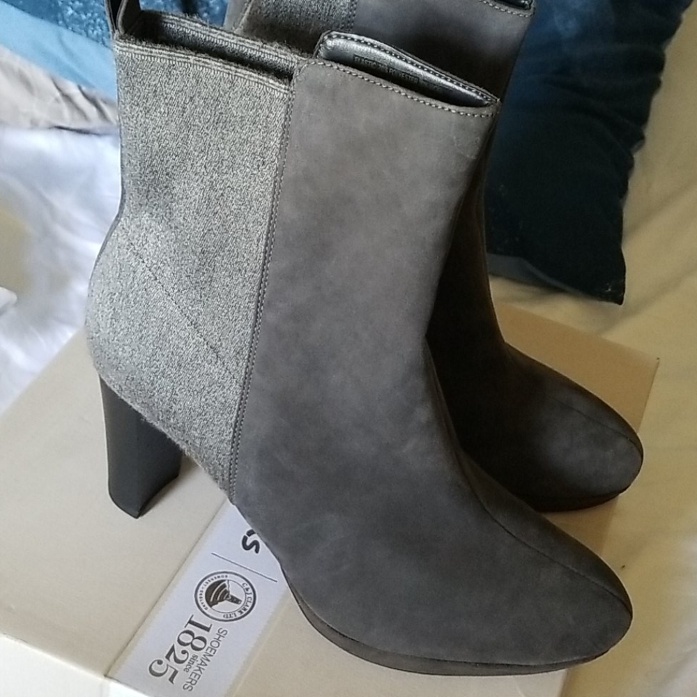 Clark's booties
